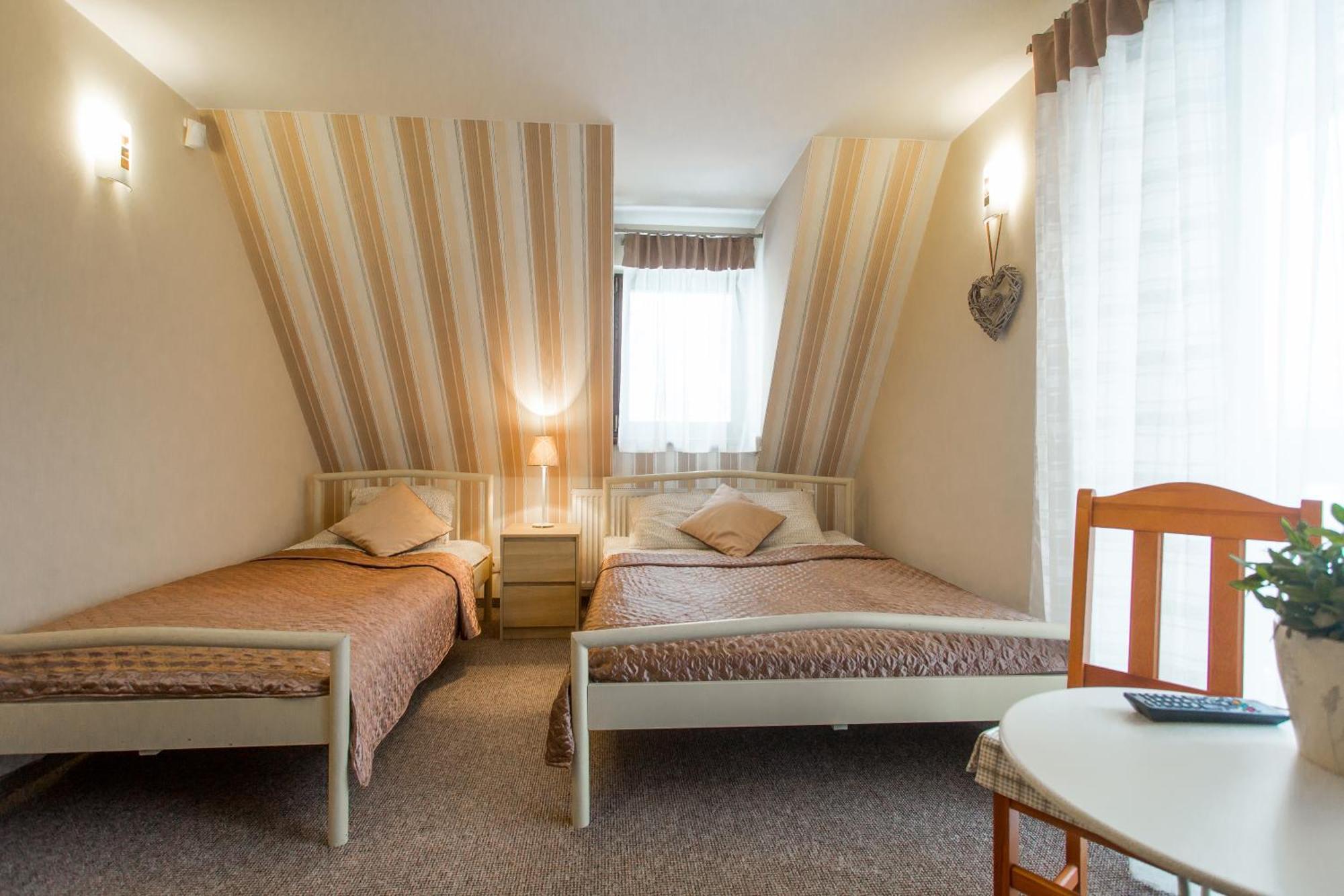 Bed and Breakfast U Kruka Groń Esterno foto